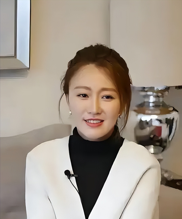 钱再多有什么用？68岁上亿身家的潘长江，还是要为42岁女儿操碎心