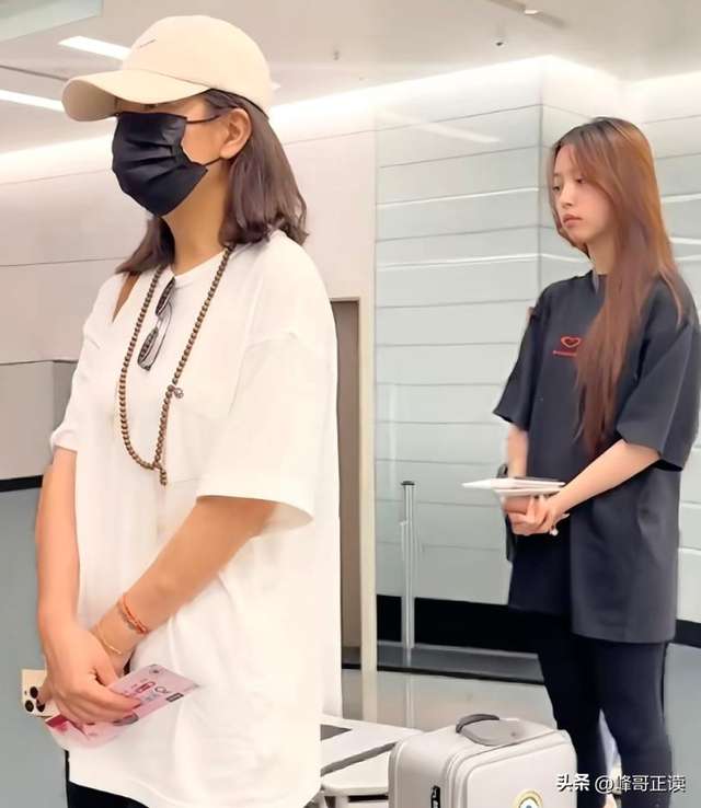 事业没了，婚也离了，被封杀5年后赵薇不再隐忍	，首次回应传闻