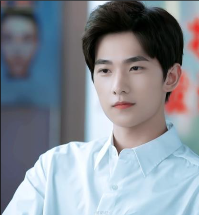 李少红的直觉是对的，33岁变了面相的杨洋，给娱乐圈明星提了个醒