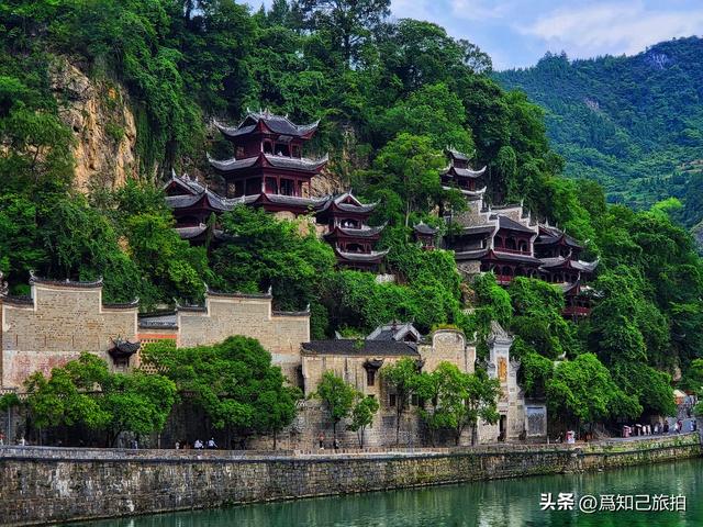 镇远古镇青山含黛 渔舟唱晚 不是江南 胜似江南