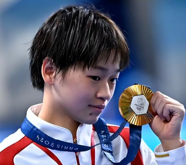 豪宅风波升级！专家建议拆除全红婵雕像，樊振东的话终于有人信了