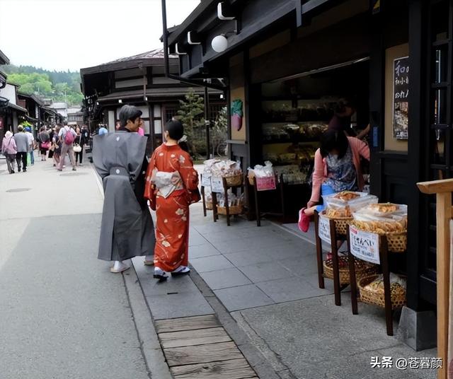 46条中日航线取消才1天，就炸出一群“牛鬼蛇神”，郑强说对了