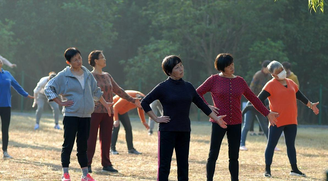 这“6种”锻炼方法，根本不适合老年人！医生：越练身体越差！