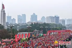 全城沸腾！2024南昌马拉松冠军诞生！图片