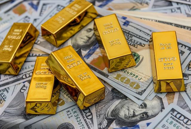 黄金首破 4000 美元！年内飙涨 50%央行爆买，揭秘暴涨背后核心原因