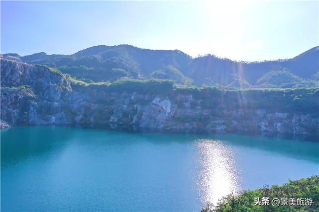 佛山两个网红景点国庆假期开放，百花与蓝湖相辉映火爆旅游市场