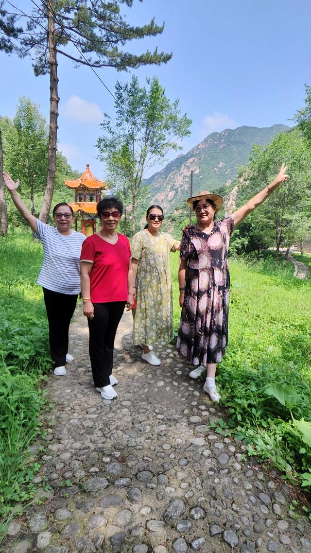 张家口深山藏古寺，景美人不知