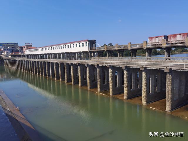 沿国道228挺进汕尾 取道海丰 双龙连续三年千里走双骑13