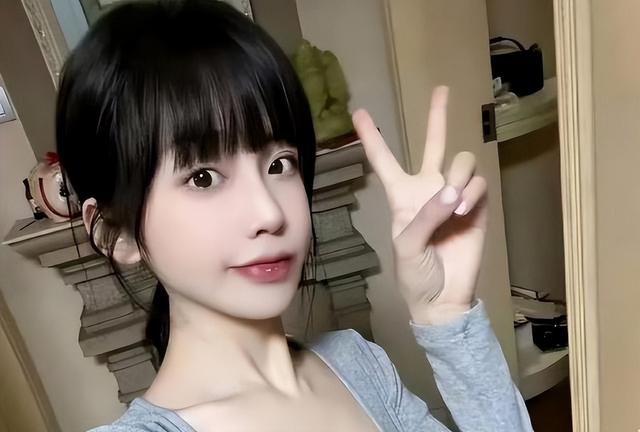 陪玩陪睡只是冰山一角	，代孕、陪客旅行	、男星爆潜规则，个个荒唐