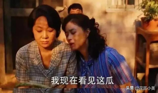 妈妈在老家种了一架“蛇瓜”,产量高到吃不完,网友:看着就怕