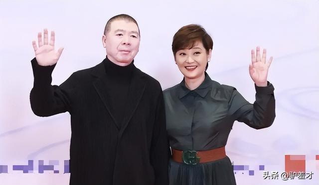 徐帆回应离婚5个月，冯小刚近况曝光	，他的“小心思”再藏不住了