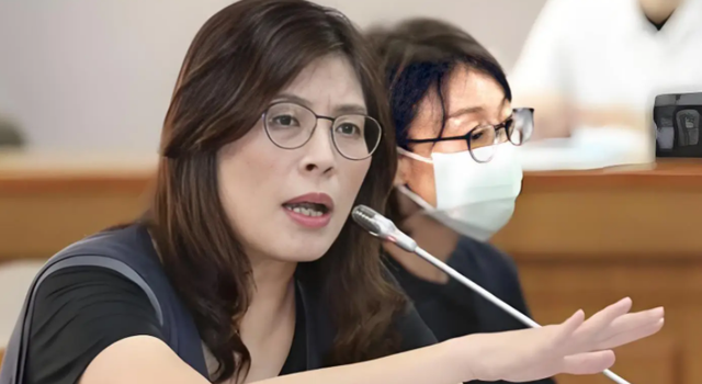 果然不出所料：郑丽文想来北京的消息传遍岛内，民进党送上一句话