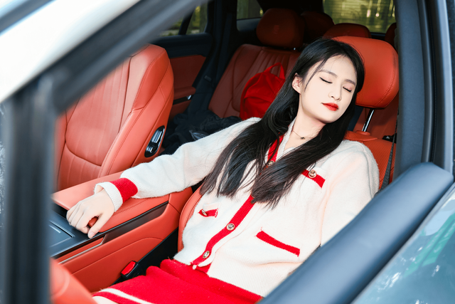 冬日寻一处静谧：与唐L同游棕树小道纪实