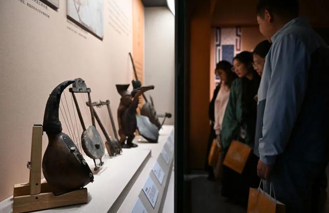 央媒看赛罕 | 新华社、新华网推介 丝绸之路多元音乐文化展在广州开幕