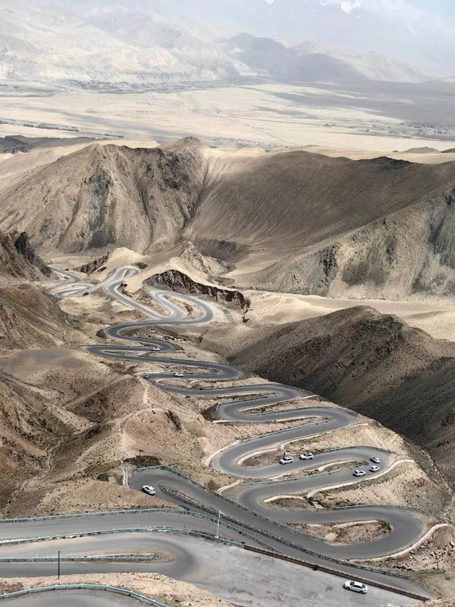 南疆这2条自驾路线，秋色纯度、异域风情碾压北疆，10月出发！