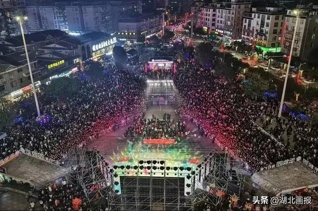 【知音湖北】今夜不睡，湖北的月光专列已加满民族风BGM，速来上车！（湖北夜游指南五）