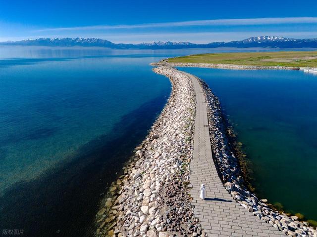 我心目中最治愈的 12 大湖泊，我把青海湖排在了第 4，泸沽湖第 9！