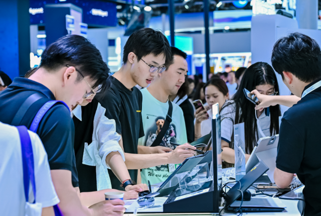 科大讯飞亮相WAIC 2025：全方位展现AI技术创新与产业赋能实力