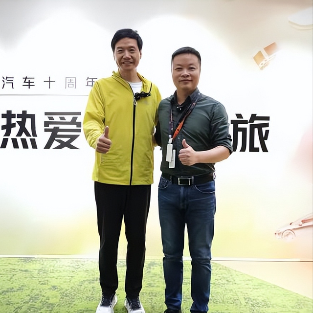 小鹏的首款女机器人，在全网火了，雷军说过的话，终于有人信了