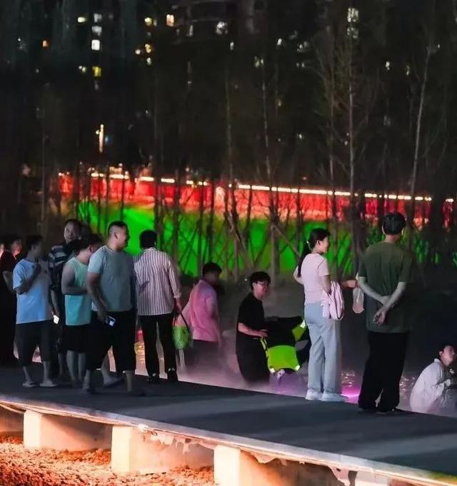 丰台一日漫游指南 | 玩转南城森系、摩登未来感与夜幻境！