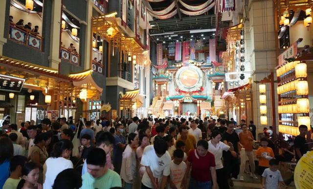 “文艺范”带动“旅游热”——海口国庆假期文旅融合成效显著