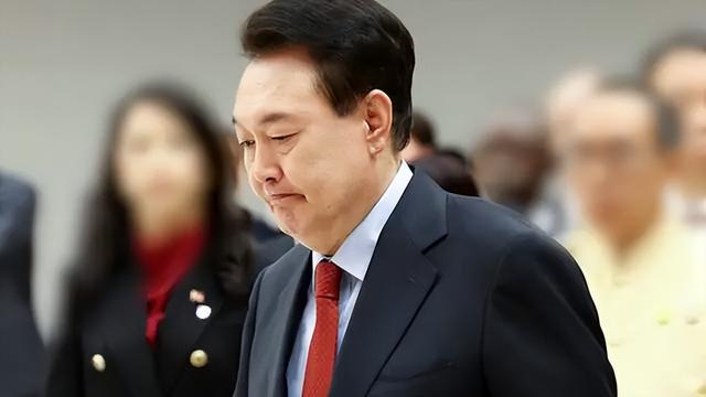 一听到死刑，尹锡悦脸色涨红	，韩国对华通报：已纠正前政府的大错