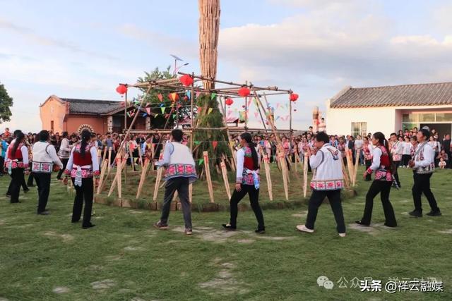 7月18日，普淜镇八甲地火把节，邀您共赴“火的盛宴”！