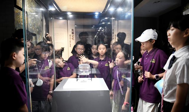 秦风渭水共传承——秦陵博物院与渭博开展小讲解员培训交流活动