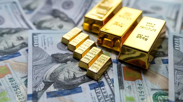 特朗普还没启程访华，中方突然公布黄金库存，美国霸权地位已不保