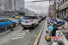 免费停车“加钟” 患者省钱又省心图片