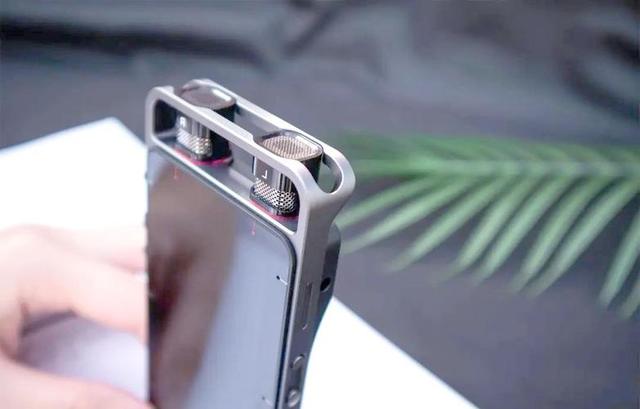 利润率堪比iPhone！曾被手机淘汰的录音笔，如今靠AI两年卖百万台