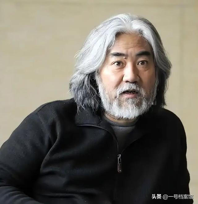 一语成谶！74岁张纪中爷孙恋翻车，年仅一岁的女儿承受“恶意”