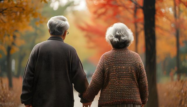 60阿姨掏心窝子：晚年找老伴，钱和照顾都靠边	，最想要的是这桩事