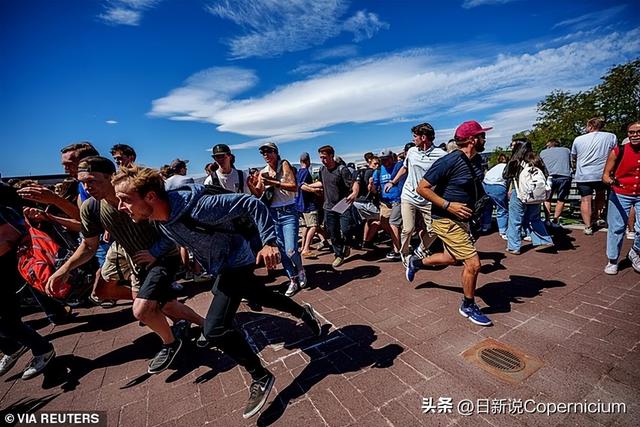 柯克“神迹	”挡子弹救他人！保守派精神图腾就此诞生