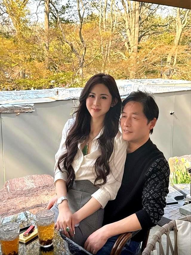 江苏美女嫁给杭州富豪，富豪比她大32岁，生下儿子后获赠2000万