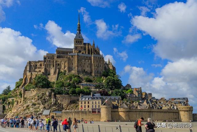欧游杂记（10）‖ 自驾从巴黎去圣米歇尔山，遇见那份超然物外的美