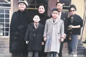 60年代，宋美龄和宋子安、弟媳胡其瑛、侄儿宋仲虎，一张罕见合影图片