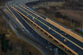 北京晚霞来了，周末也来了！夜间可能有零星小雪图片