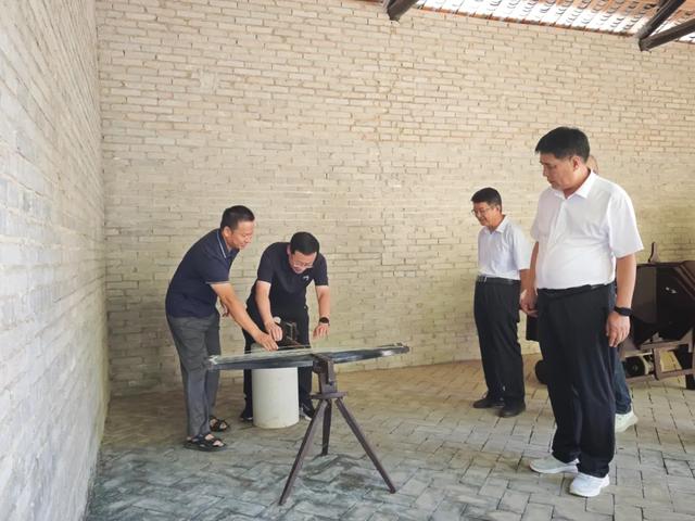 山东省沂南县诸葛亮研究会考察团来阳朔考察交流