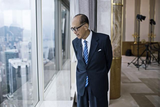 李嘉诚港口交易生变！美国贝莱德妥协！国企介入并购，拿下否决权