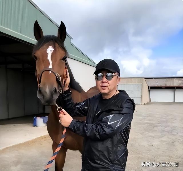 成“老赖”不到48小时，于谦被扒底朝天，杨议的爆料只是冰山一角