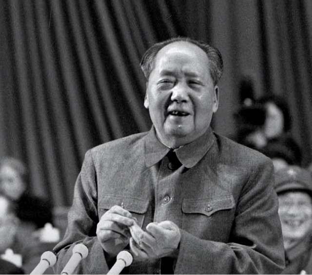 72年李敏怀孕，独自来中南海探亲，毛主席怒道：孔令华太不像话了