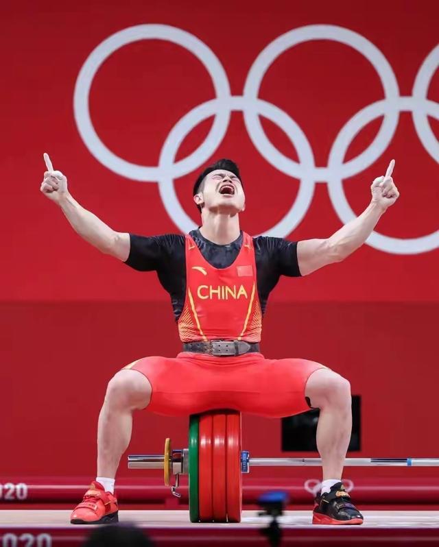 全运会闭幕，7大名将同时退役，有人5冠荣光离场，21岁的她最遗憾