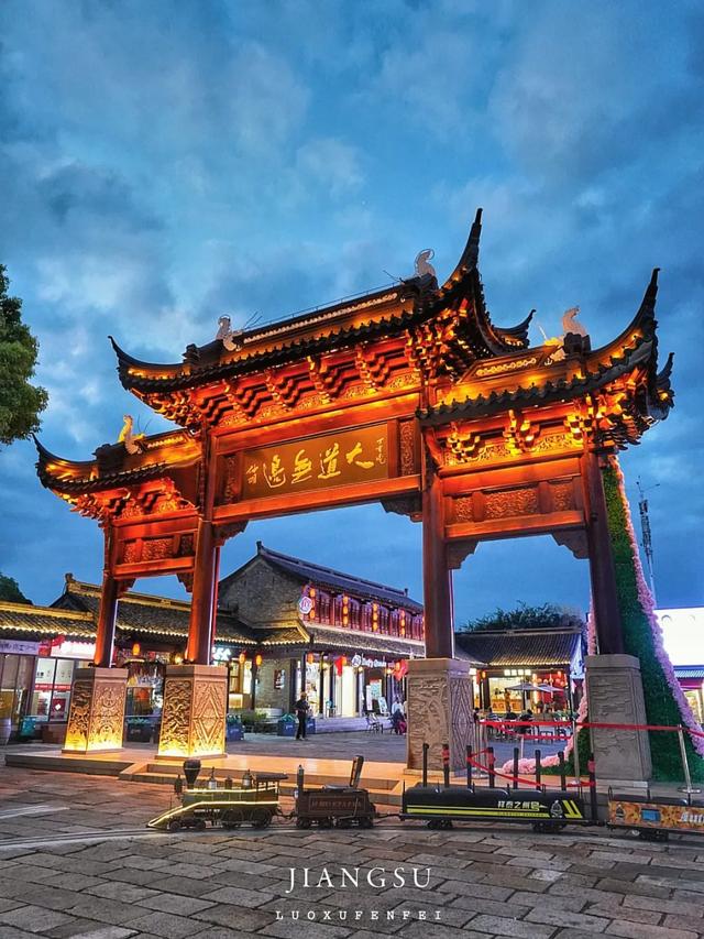 被严重低估的宝藏小城！2日暴走不输扬州的泰州凤城河！