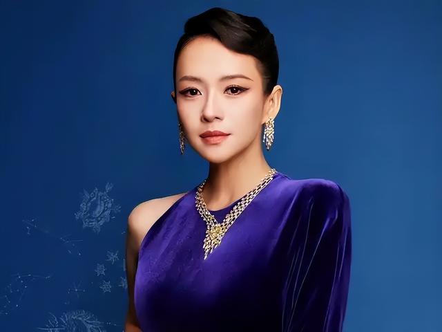 离春节不到两个月，46岁章子怡再次官宣喜讯，撕碎汪峰仅剩的体面