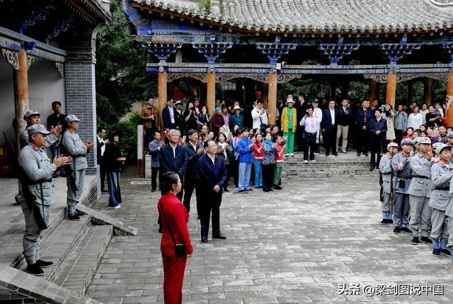 甘肃省陇南市宕昌县，哈达铺镇红军长征经过90周年纪念盛世。