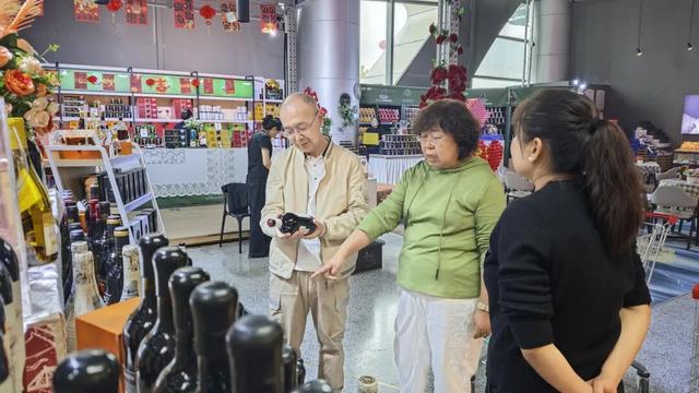 十二师秋日特色线路齐发，承包你的 “微度假”