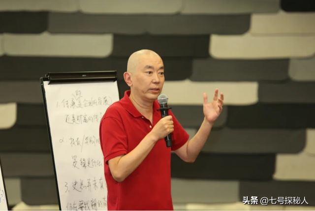 2023年，营销天才再出山，赚完老人钱，这次手伸向00后，狠赚百亿