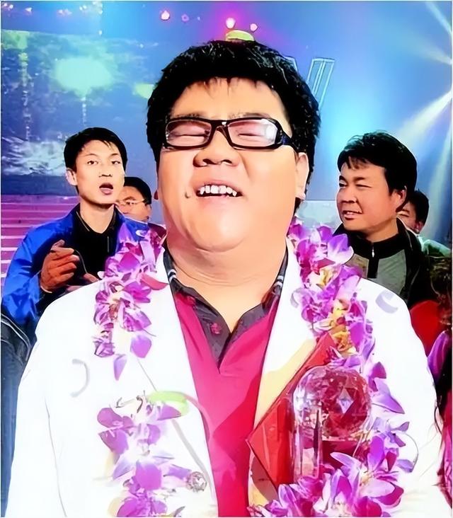 善恶终有报！目中无人的“盲人”歌手杨光，终于付出了惨痛的代价