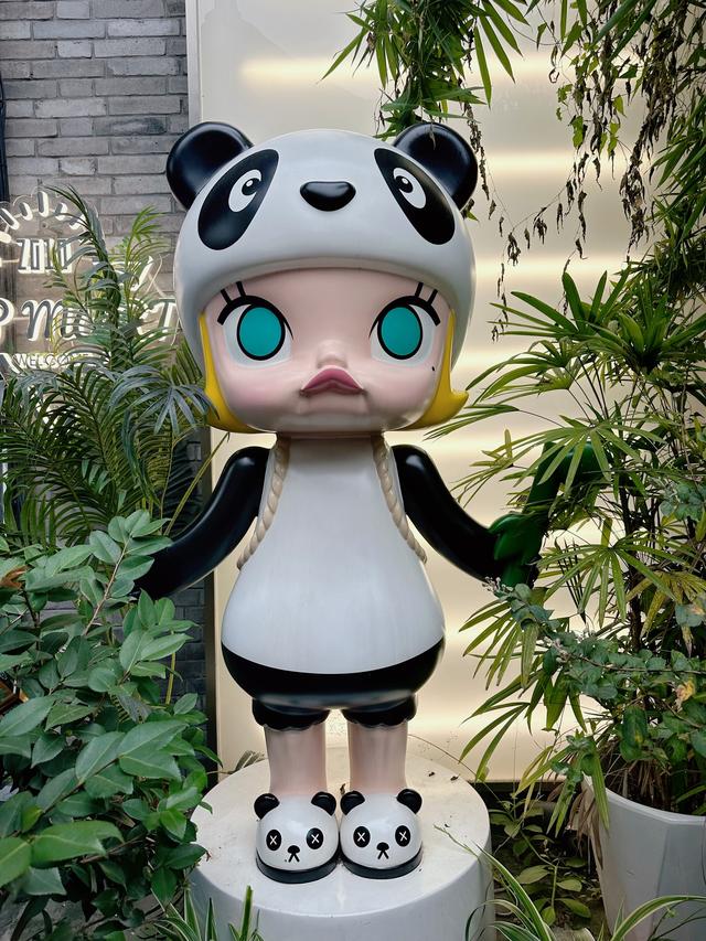 股价跌超5%，泡泡玛特回应直播事故：在调查中，不会开除涉事员工